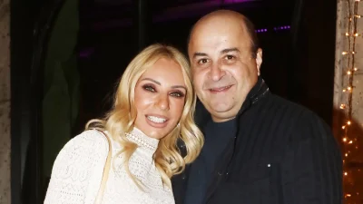 Διώροφο και πολύ cozy με μοντέρνα διακόσμηση - Φωτογραφίες από το σπίτι του Μάρκου Σεφερλή και της Έλενας Τσαβαλιά