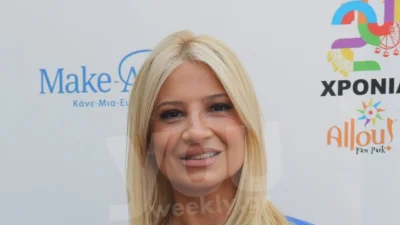 Εντυπωσιακή και στην πιο απλή εκδοχή της - Η καλλίγραμμη σιλουέτα της Φαίης Σκορδά