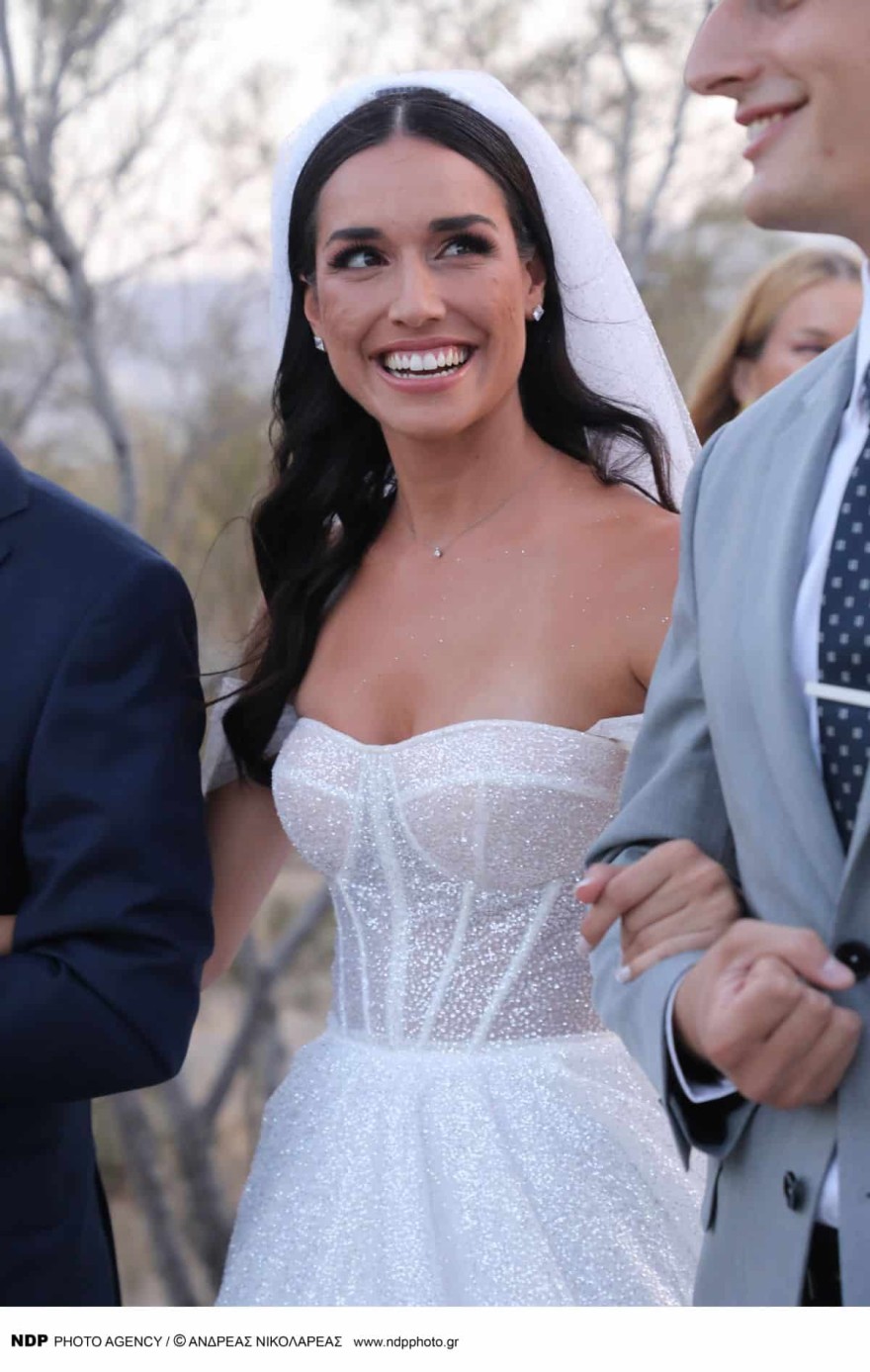 Βέρα Σωτηροπούλου: Σε ποια εταιρεία ανήκει το νυφικό που φόρεσε στον γάμο της με τον Stan