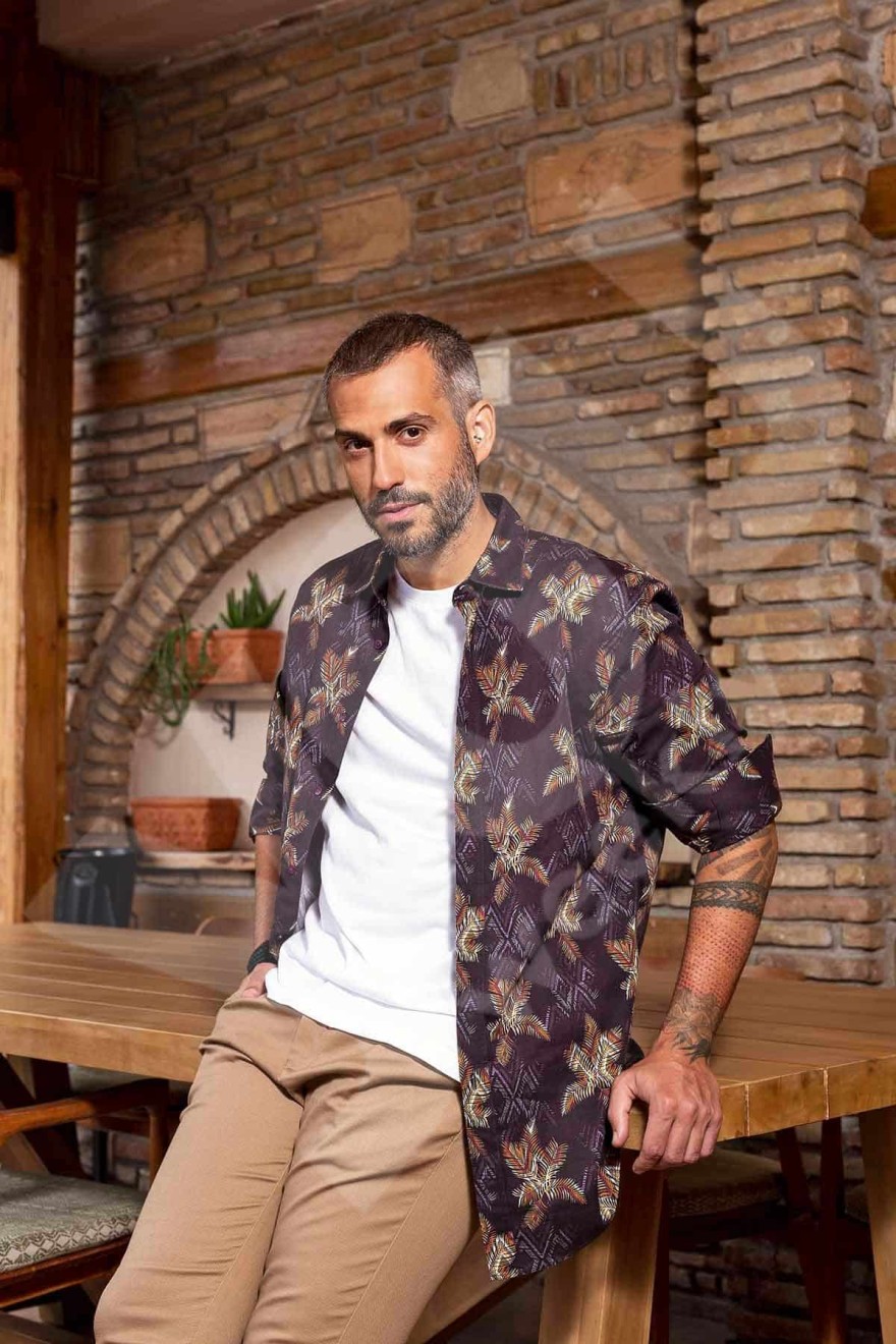 Ο Γιώργος Τσούλης μιλά αποκλειστικά στο YOU: Τα παρασκήνια της συνεργασίας του με την Μενεγάκη και το ενδεχόμενο ενός δεύτερου παιδιού