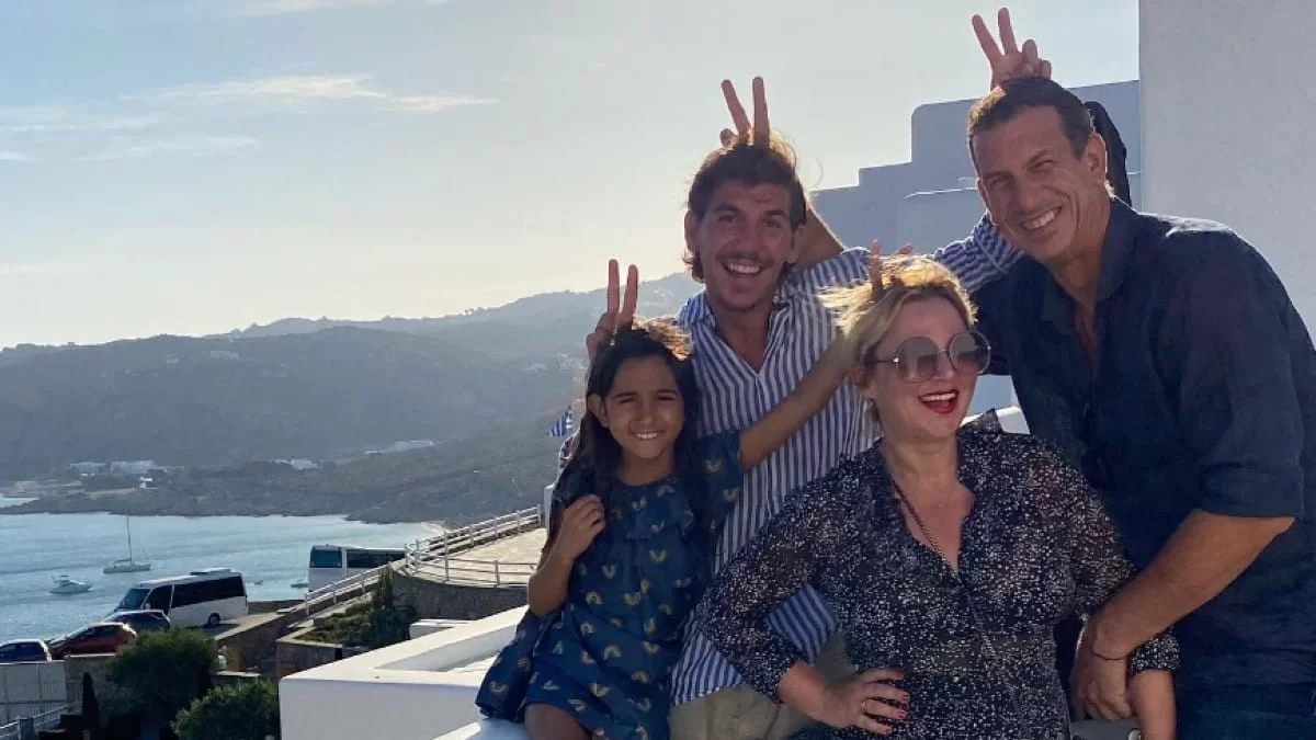 Βγήκε στην τηλεόραση η κόρη της Νάνσυς Ζαμπέτογλου και του Νάσου Γαλακτερού - Βίντεο από την «εισβολή» της στο Στούντιο 4