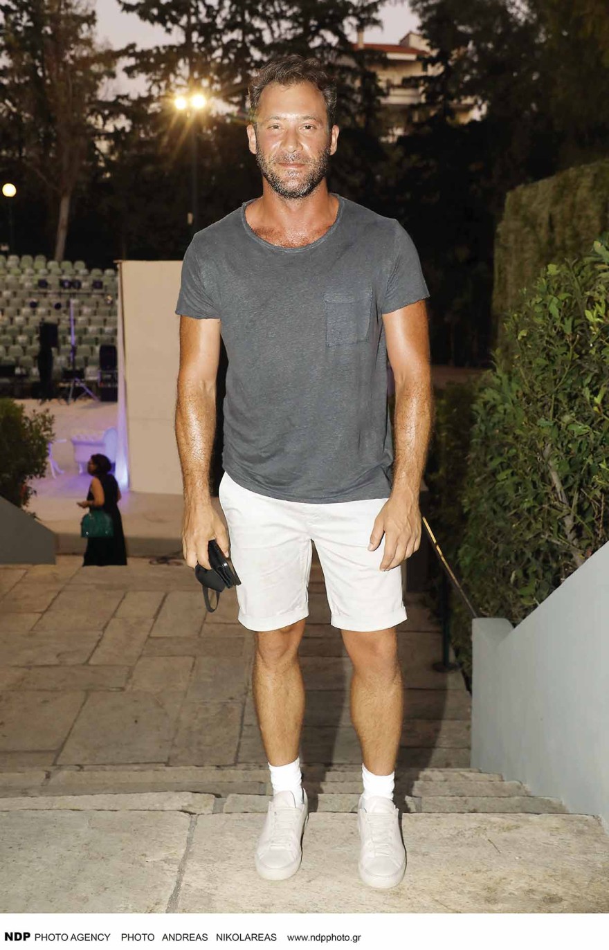 Νικητές στη ζωή: 12 επώνυμοι αποκαλύπτουν την μάχη τους με τον καρκίνο