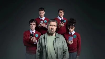 Κάνε ότι κοιμάσαι: Η Μπετίνα αποκαλύπτει στον Λάκη ότι γνώριζε για τη στρίπερ - Του πετάει τις φωτογραφίες