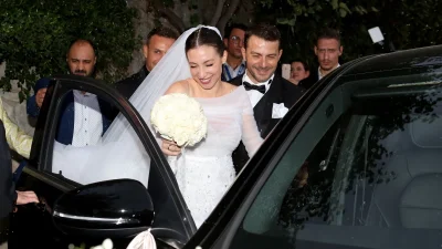 Αγκάλιαζε την κοιλίτσα της μπροστά στο ηλιοβασίλεμα - Η τρυφερή ανάρτηση του Γιώργου Αγγελόπουλου για τη γιορτή της εγκυμονούσας Βαμβακούση