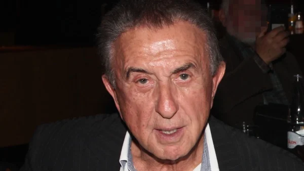 «Δεν ξέρω πού θα πάω...» - Πουλήθηκε στον πλειστηριασμό η βίλα του Αργύρη Παπαργυρόπουλου στην Γλυφάδα