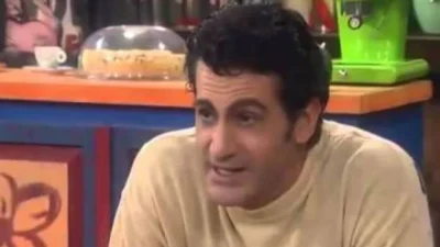 Με γκρίζα μαλλιά και γένια - Αγνώριστος ο Αστέρης από το Καφέ της Χαράς 17 χρόνια μετά