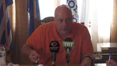 «Γιατί μήπως κάνεις μπάνιο; Μια φορά το μήνα κάνεις! Τι σε νοιάζει εσένα μωρή»; - Ασύλληπτη λεκτική επίθεση από τον Αχιλλέα Μπέο σε δημοσιογράφο