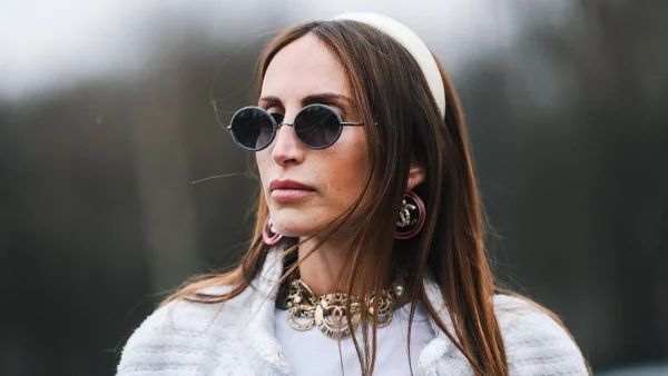 Statement κοσμήματα: 7 τάσεις 2023 που αποδεικνύουν πως το "less is more"