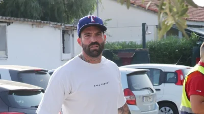 Δημήτρης Αλεξάνδρου: «Μου λείπει η στολή, τη φορούσα πολλά χρόνια, όταν ήμουν...» - Το μοντέλο μιλάει για το επάγγελμα που έκανε πριν γίνει διάσημος