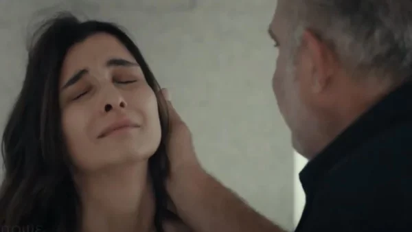 Η γη της ελιάς (25/10): «Στην κλινική υπέγραψα ένα έγγραφο..» - Η Ιουλία καταρρέει στην αγκαλιά του Στάθη