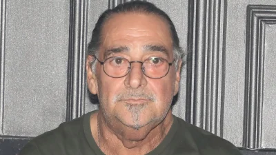 «Απογοήτευση νιώθει...» - Η πρώτη αντίδραση του Βασίλη Καρρά για τα δημοσιεύματα που τον θέλουν νεκρό