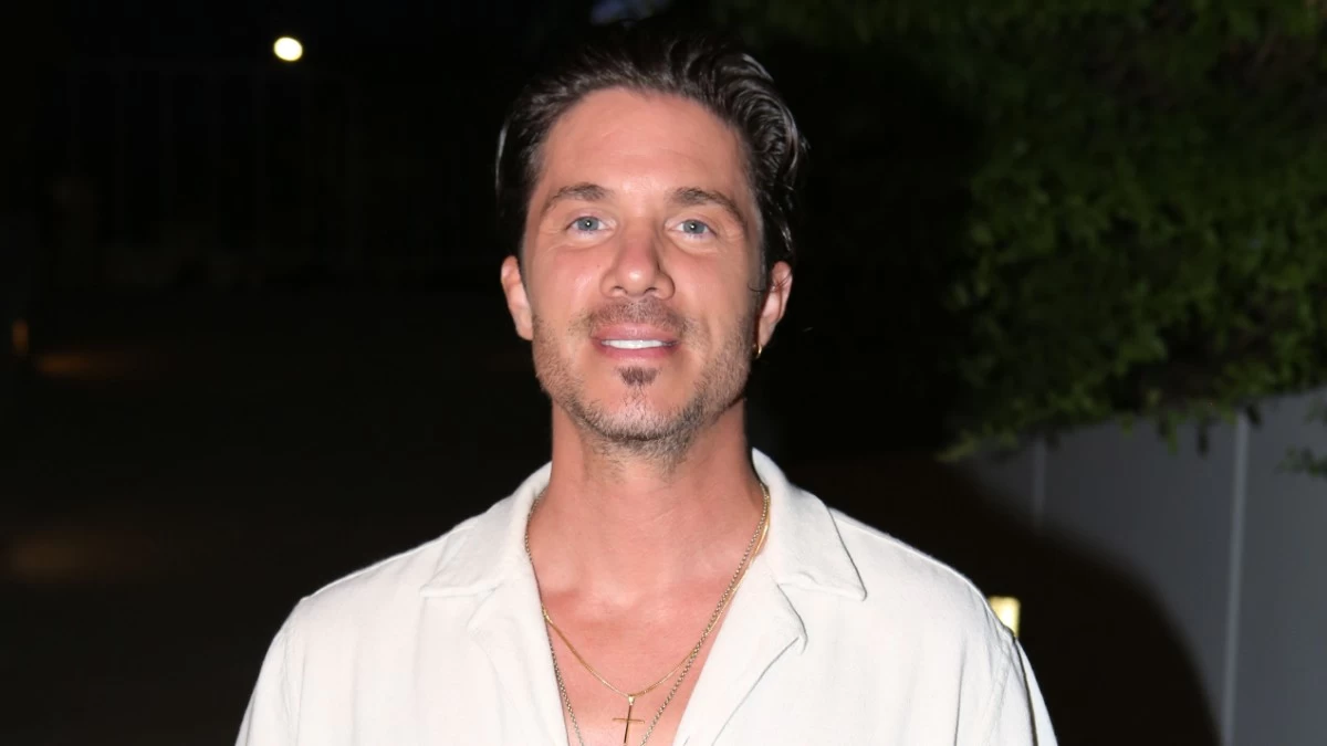 Λιτανεία στην Παναγία την Παρηγορήτρια στον Βύρωνα: Ο Νίκος Οικονομόπουλος μετέφερε την εικόνα της