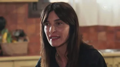 Γη της ελιάς: Σούπερ αποκλειστικό - Η Ιουλία υπέγραψε την υιοθεσία της κόρης της!