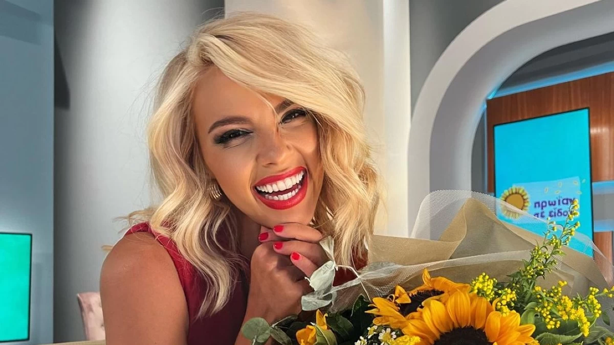 Η Τζένη Μελιτά με το πιο hot σινιόν της σεζόν - Δες πως να το πετύχεις χωρίς να είσαι ιδιαίτερα επιδέξια!