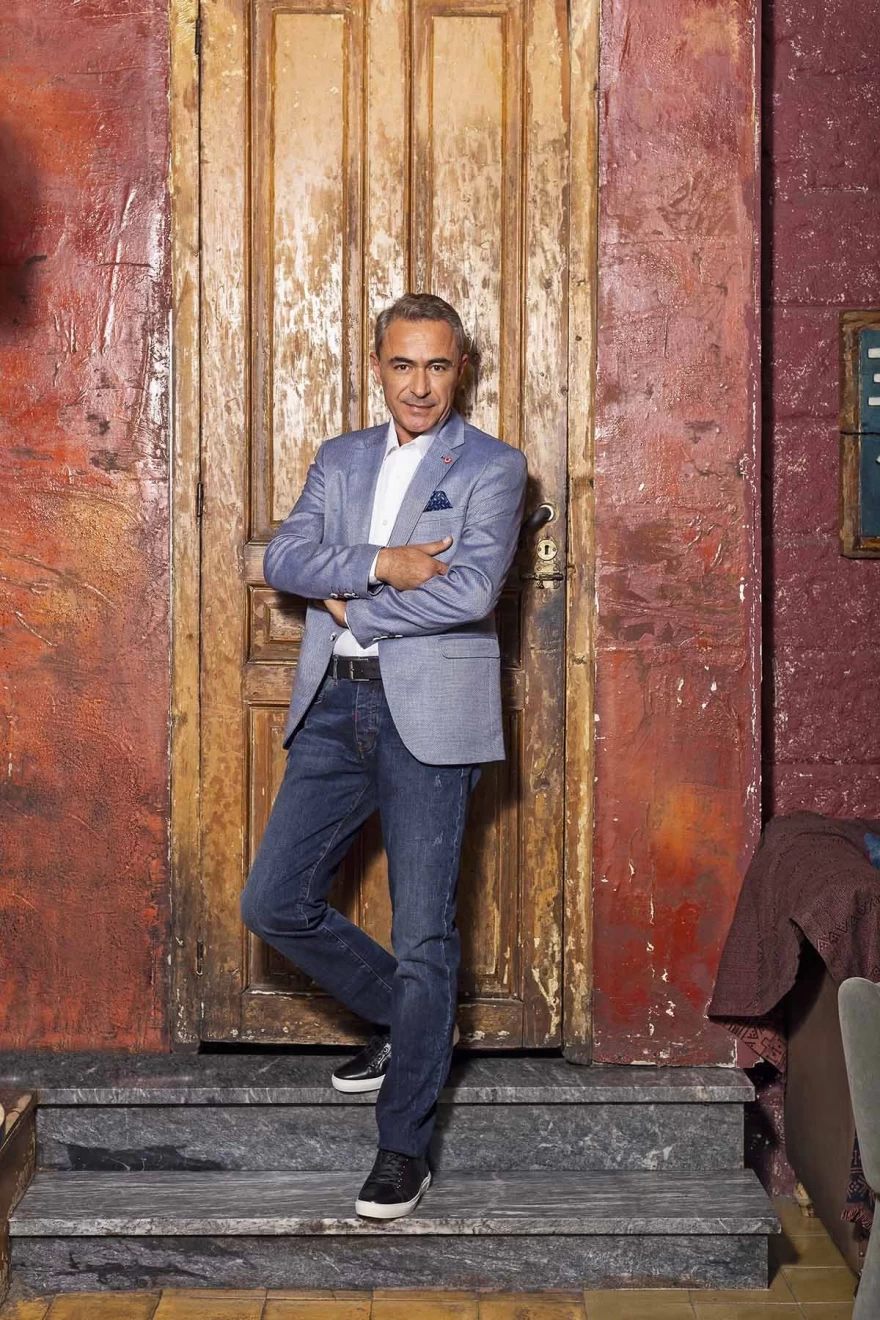 Θανάσης Κουρλαμπάς