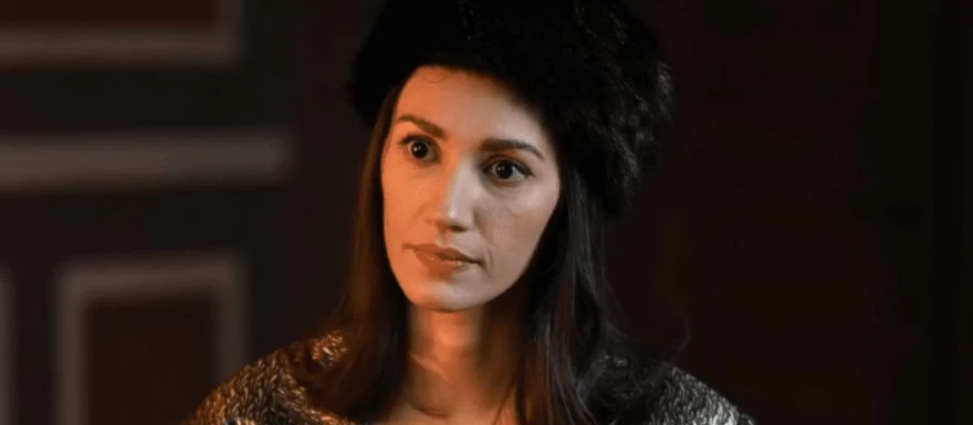 Παράδεισος των κυριών: Η Πολυξένη γίνεται ιερόδουλη - «Σου έχω μια δουλειά με πολλά λεφτά»