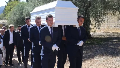 Επεισόδιο στην τελετή αποχαιρετισμού της Μαίρης Χρονοπούλου - Πρωταγωνιστές Γιαννόπουλος & Αρμουρτίδης