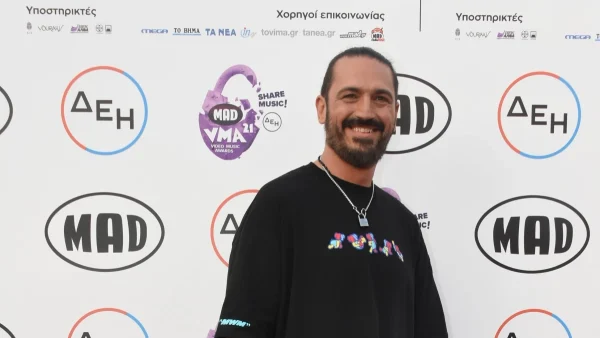 Δημήτρης Μακρυνιώτης: ««Πριν 4 χρόνια διαγνώστηκα με μυασθένεια Gravis...» -  Συγκλονίζει με το πρόβλημα της υγείας του