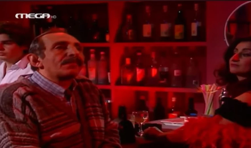 Με αφορμή τον χαμό του Αία Μανθόπουλου: Οι 10 ηθοποιοί της σειράς Δυο ξένοι που έχουν φύγει από την ζωή