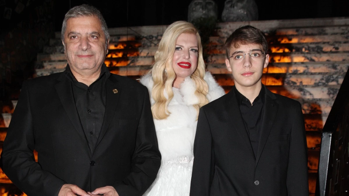 Ολόκληρος άντρας ο μοναχογιός της Μαρίνας & του Γιώργου Πατούλη - Φαντάρος με κοντά μαλλιά στην Καρδίτσα