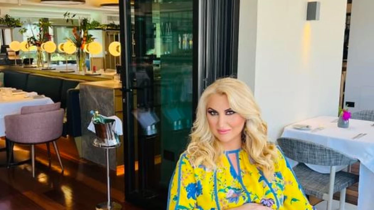 Εξιτήριο για την Γιάννα Παναγοπούλου - Οι αναρτήσεις με το μωράκι της από το μαιευτήριο