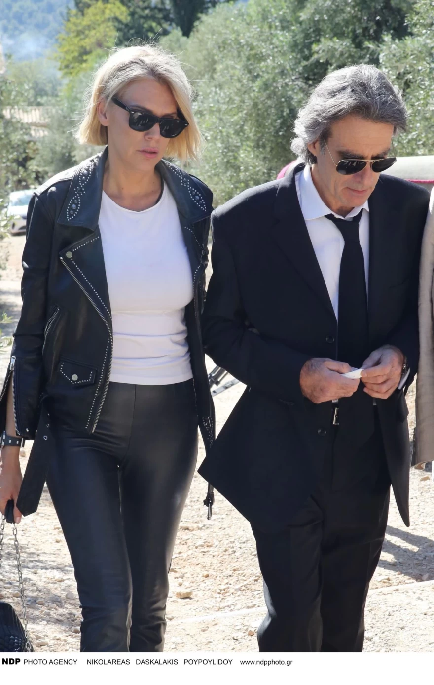 Μαίρη Χρονοπούλου: Συντετριμμένος ο πρώην σύντροφός της, Νίκος Σταγόπουλος (Φωτογραφίες)