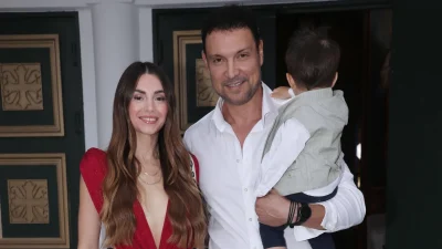 Σταθοκωστόπουλος & Σιαμπάνη: Με τούρτα 4 ορόφων, τεράστιο φουσκωτό σπιτάκι και πράσινα μπαλόνια - Φωτογραφίες από το φαντασμαγορικό πάρτι γενεθλίων του μικρού Φώτη