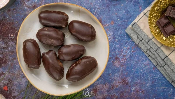 Το γλυκό του χειμώνα: Σοκολατάκια με κάστανο με τέσσερα υλικά - Για τις βραδινές λιγούρες