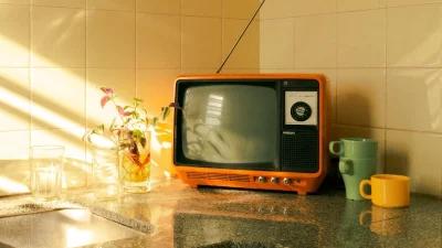 Τα νούμερα τηλεθέασης της Κυριακής 15/10: Πως πήγαν οι σταθμοί με την μάχη των εκλογών