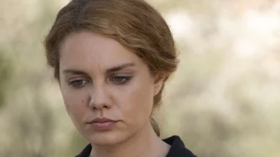 Το προξενιό της Ιουλίας: Σε πανικό η Ιουλία - Μαθαίνει πως είναι έγκυος!