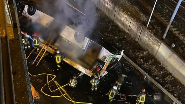 Φρικτό τροχαίο στην Ιταλία - 21 νεκροί μετά από πτώση λεωφορείου από γέφυρα