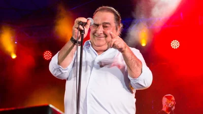 Βασίλης Καρράς: «Δεν έχω τη δύναμη να πάω να τον δω» - Συγκλονίζει καλλιτέχνης που τον γνωρίζει από τα πρώτα του βήματα