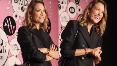 Με μαύρο σακάκι, δερμάτινη μίνι φούστα και διχτυωτές κάλτσες - Η λαμπερή εμφάνιση της Βίκυς Καγιά στο Kick off party του Madwalk 2023