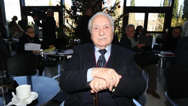 Πέθανε ο Χρόνης Αηδονίδης