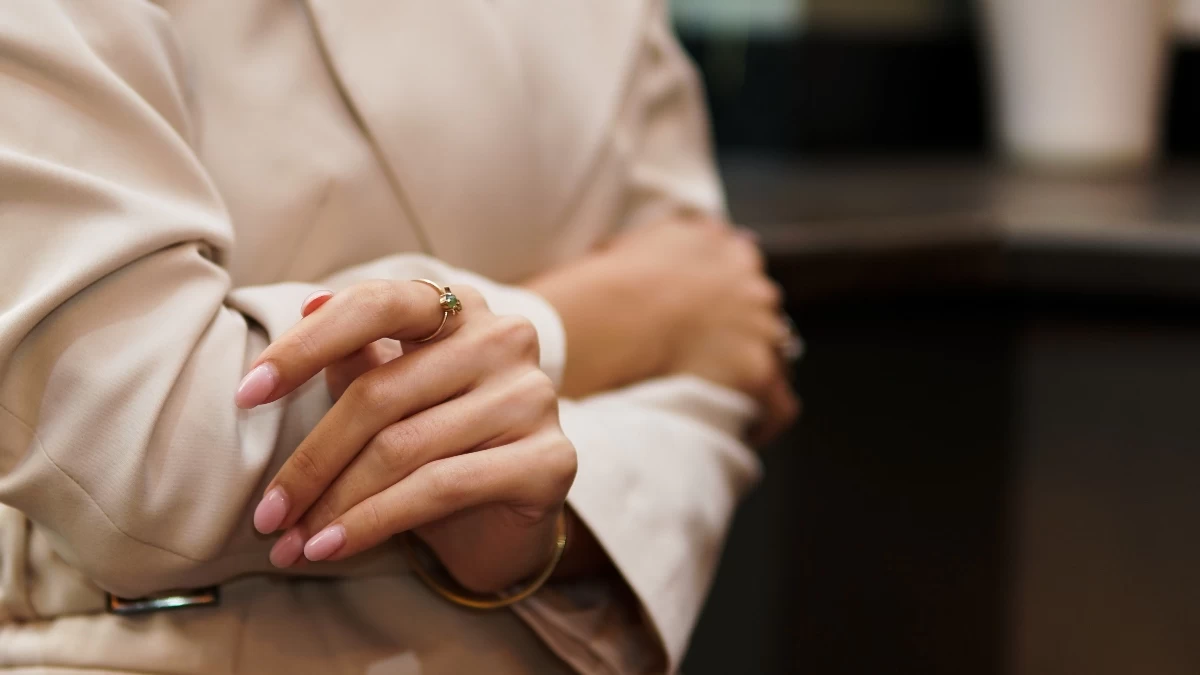 Πως να αφαιρέσεις το ημιμόνιμο μανικιούρ μόνη σου & με ασφάλεια στο σπίτι σύμφωνα με τους ειδικούς!