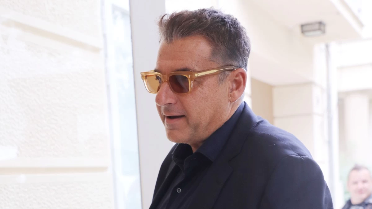 «Ήρθαν από πίσω μου απειλητικά και...» - Επεισόδιο ανάμεσα στον Γιώργο Λιάγκα και οπαδούς έξω από το γήπεδο της ΑΕΚ