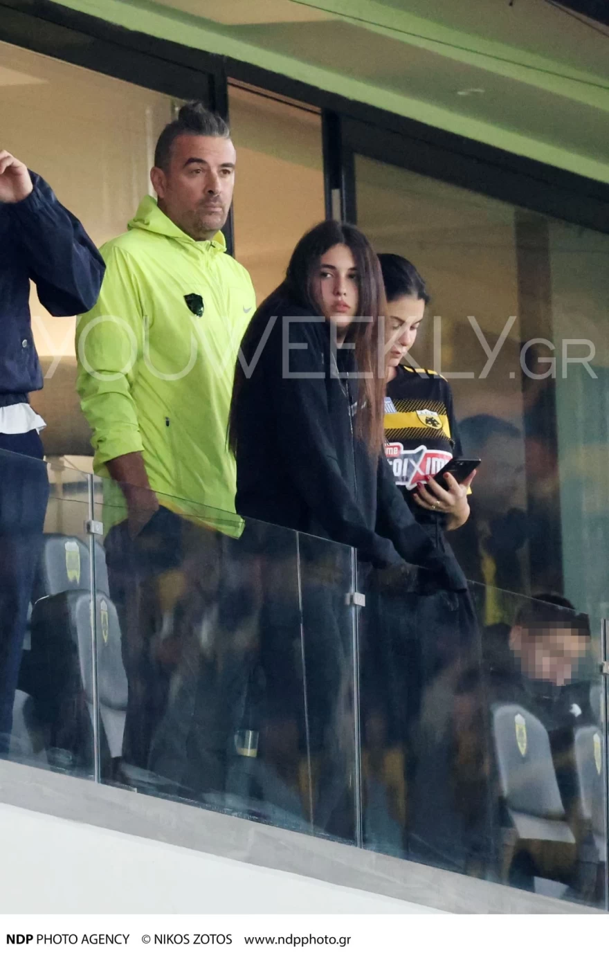 Αϊβάζης Κορινθίου κόρη γήπεδο