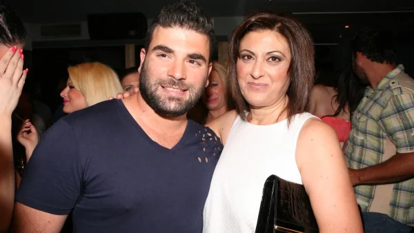 «Σε κάθε βήμα μου πονάω γιατί εσύ δεν είσαι δω...» - Η συγκινητική ανάρτηση της μητέρας του Παντελή Παντελίδη