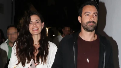 Εκείνος με κοστούμι και παπιγιόν & εκείνη με στενό φόρεμα και κόκκινες γόβες - Η εντυπωσιακή εμφάνιση Μπόμπα & Τανιμανίδη σε κυριλέ εστιατόριο