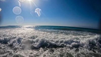 Φορτηγό πλοίο βυθίστηκε ανοιχτά της Λέσβου - Στιγμές αγωνίας για τα 14 άτομα του πληρώματος