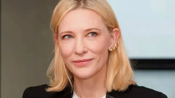 Cate Blanchett: Aυτό είναι τα μυστικό ομορφιάς που την κάνει να λάμπει και στα  54 της!