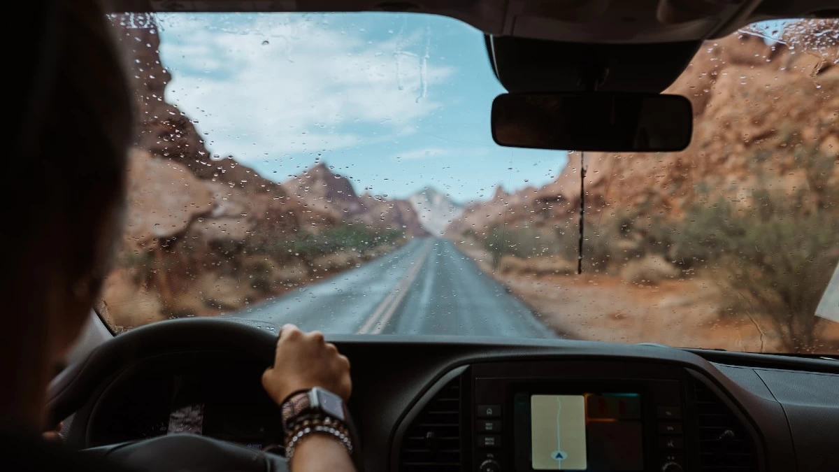 Ψάχνεις να ενοικιάσεις αυτοκίνητο; Dirent a car!