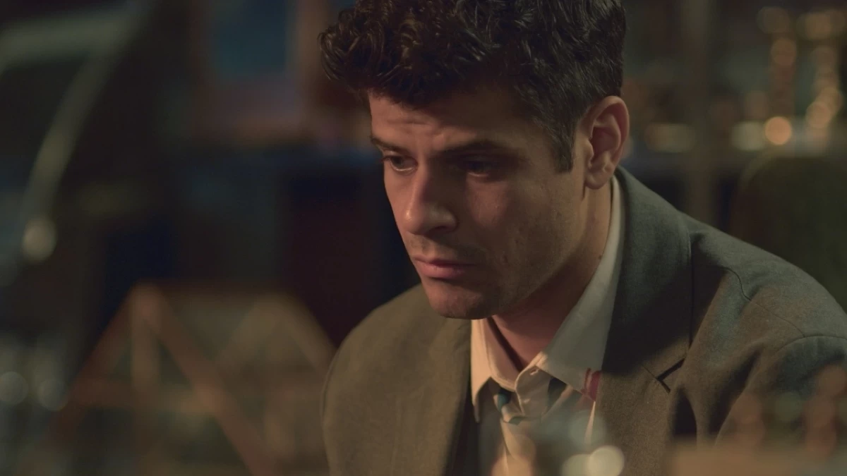 Μετά τη φωτιά (30/11): «Δείξε μου το πρόσωπό σου! Τι δι@ολο συμβαίνει εδώ μέσα;» - Η στιγμή που ο Τάσος ανακαλύπτει την αλήθεια για τη "νεκρή" Ανθή