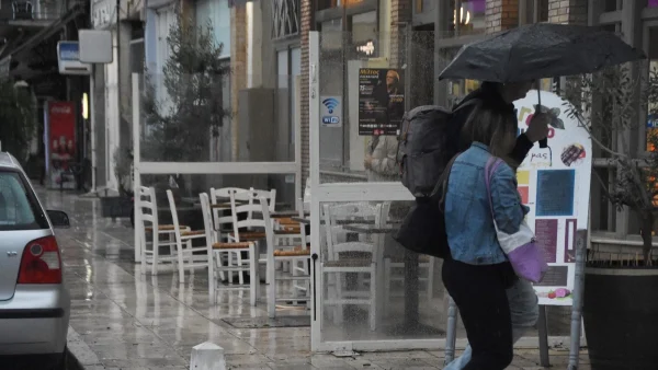 Έκτακτο δελτίο επιδείνωσης καιρού: Έρχεται δύσκολο Σαββατοκύριακο - Βροχές, καταιγίδες και μεγάλη πτώση της θερμοκρασίας