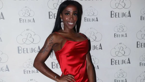 Αποκλειστικά στο youweekly.gr - Ελίζαμπεθ Ελέτσι: Ποιος θα την πάει στην εκκλησία