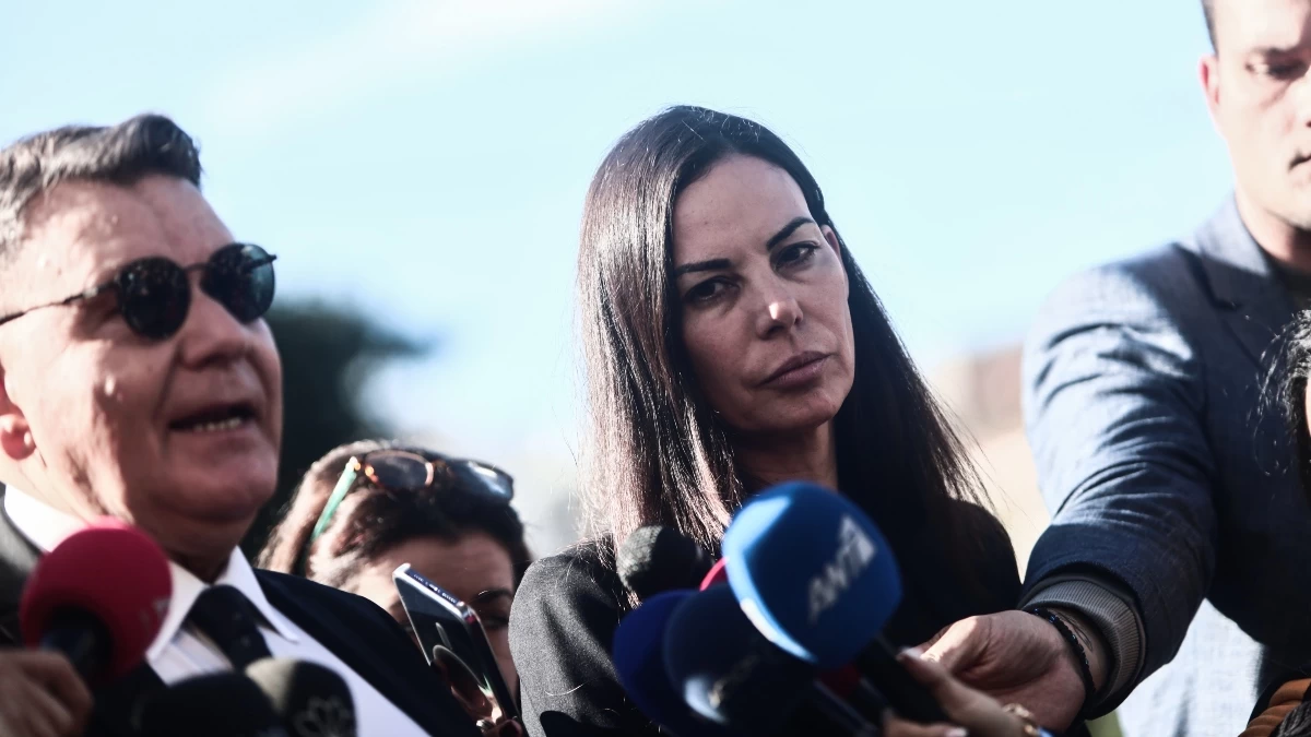 «Είμαστε και οι δύο...» - Οι πρώτες δηλώσεις του μοτοσικλετιστή που φέρεται πως εμβόλισε η Εύη Βατίδου μετά την απόφαση του δικαστηρίου