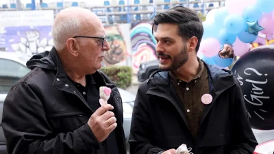 Με νονό τον Γιώργο Παπαδάκη και κουμπάρο τον Φοίβο - Ανακοινώθηκε η γαμοβάφτιση στην κάμερα του Happy Day