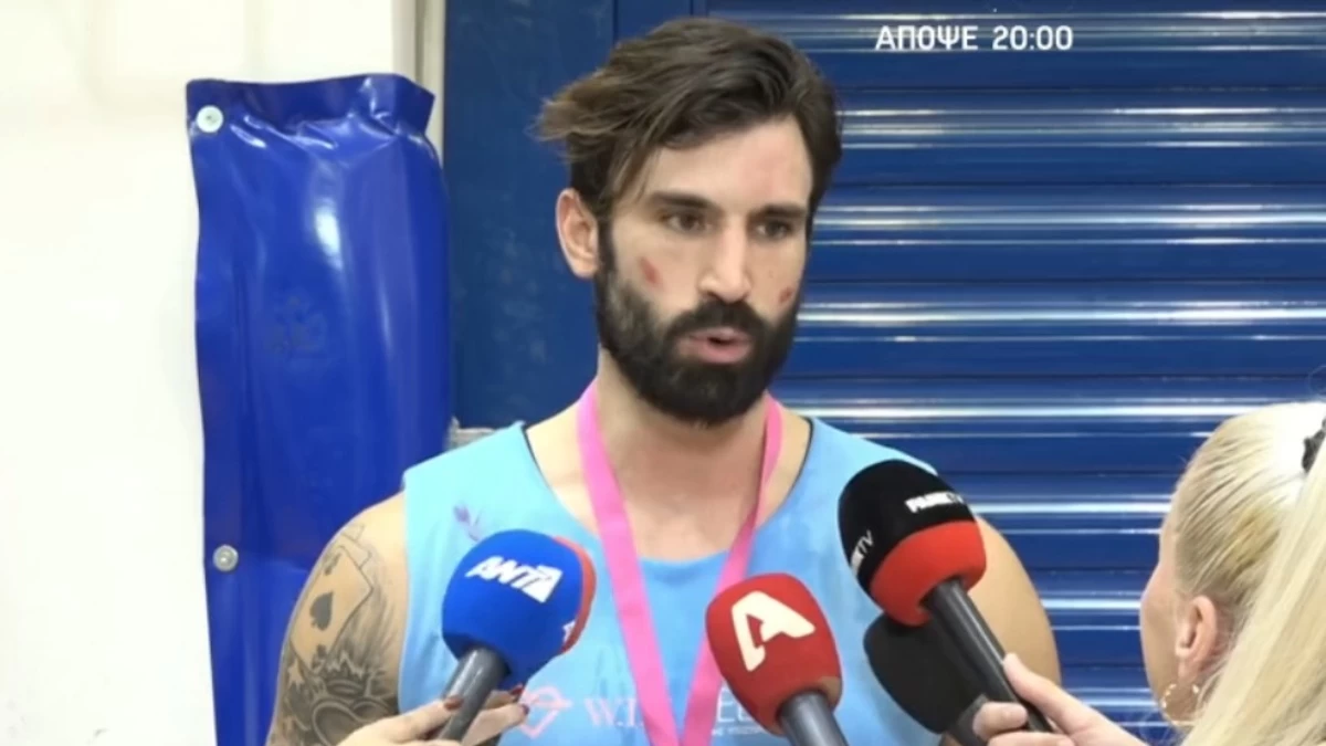 «Δεν είχα σκοπό....» - Αμήχανος ο Ηλίας Γκότσης για την αποκάλυψη του ''μυστικού'' γάμου του Γιώργου Πιλίδη