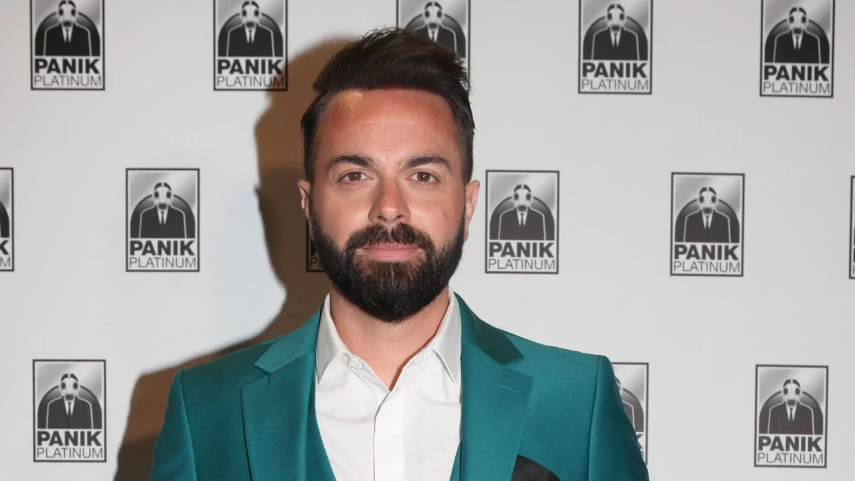 «Κάθε δευτερόλεπτο, που μιλάμε, η κλεψύδρα της ζωής λιγοστεύει...» - Τραγική ειρωνεία οι δηλώσεις του Ηλία Βρεττού λίγο πριν το τροχαίο στη Γλυφάδα