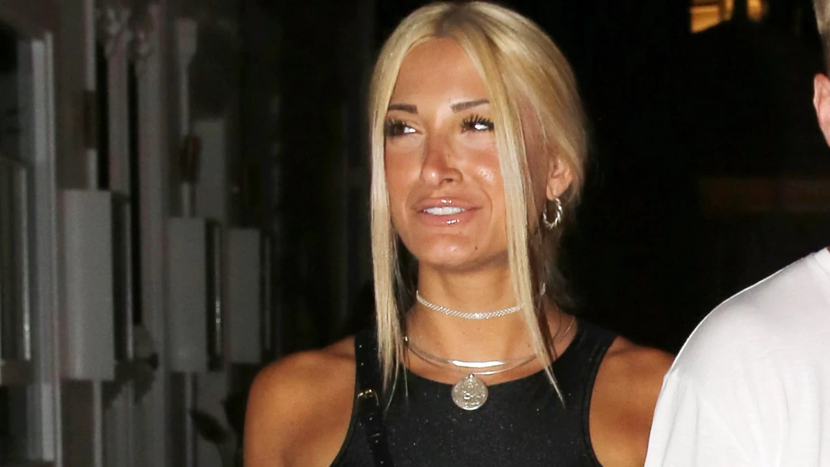 Μελαχρινός, κούκλος με πράσινα μάτια - Αυτός είναι ο ''άγνωστος'' ξάδερφος της Ιωάννας Τούνη από το σόι του πατέρα της